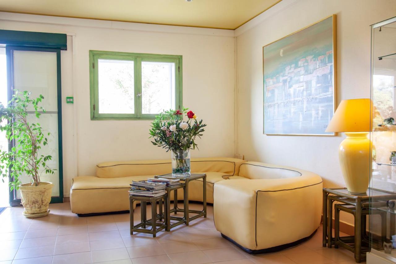 Arcu Di Sole Hotel 2*